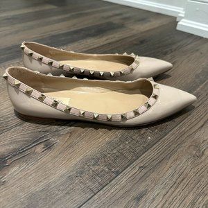 VALENTINO PATENT ROCKSTUD BALLET FLAT